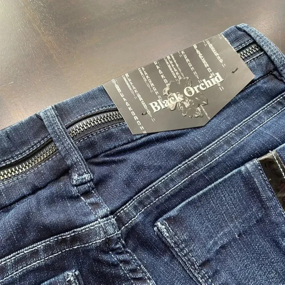 BLACK ORCHID Women's Zip Pocket Skinny Boot Cut Blue Jeans Sz 24 Denim NWT. - Picture 12 of 13